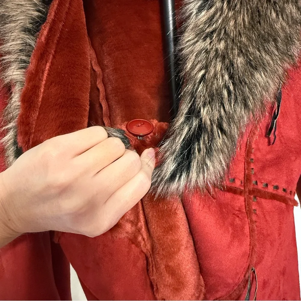 SOLD!! OFFERS INVALID! Regent Park Faux Suede Coat with Faux Fur Collar Size M - Picture 13 of 15